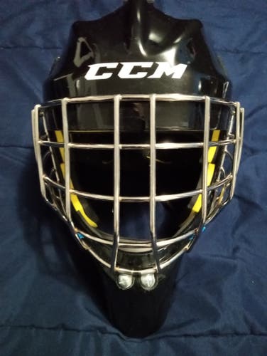 Used Junior CCM Axis 1.5 Goalie Mask