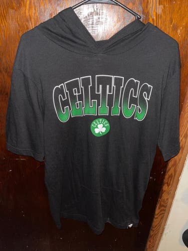 Fanatics NBA Boston Celtics Basketball Short Sleeve Hoodie T Shirt Mens Medium.