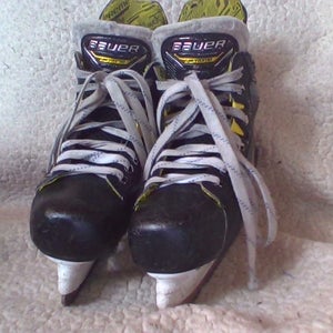 Used Youth Bauer Supreme M4 Hockey Skates Regular Width 13