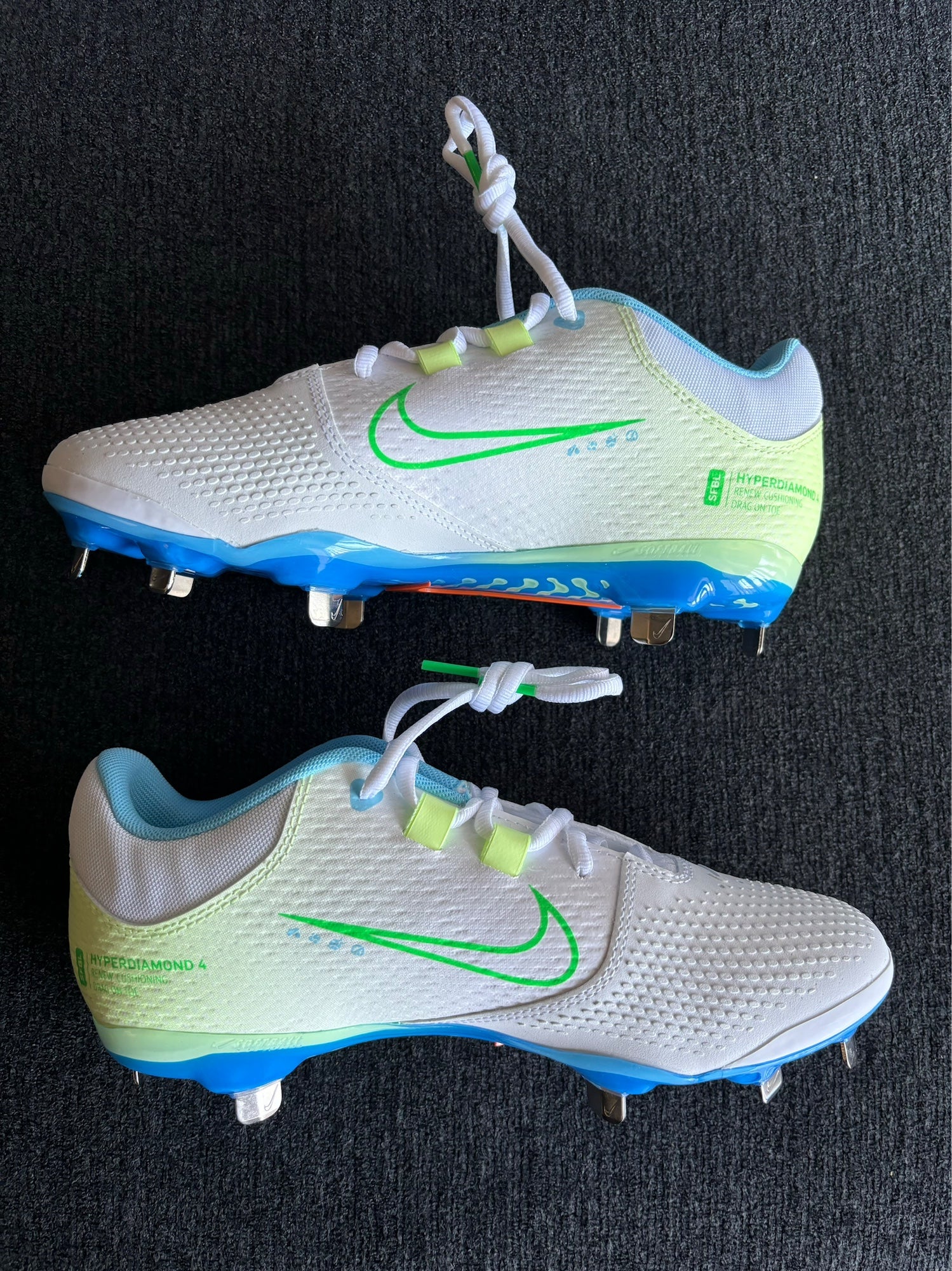 white nike softball metal cleats