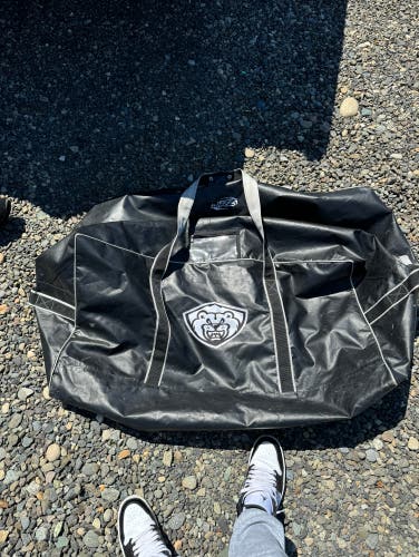 Used JRZ San Jose Sharks Pro Stock Player Bag Bag