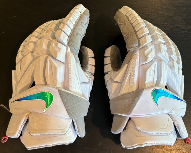 Used Nike Vapor Premier Lacrosse Gloves Large