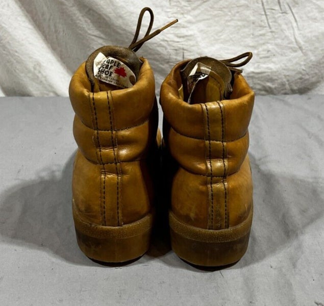Vintage Maple Leaf Shoes Canada Padded Brown Leather Boots US Men's 9 GREAT