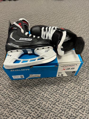 Bauer Vapor X3.5 size 1.5 D width skates