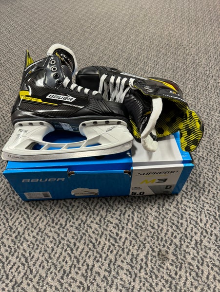 Bauer Supreme M3 size 5 D width skates