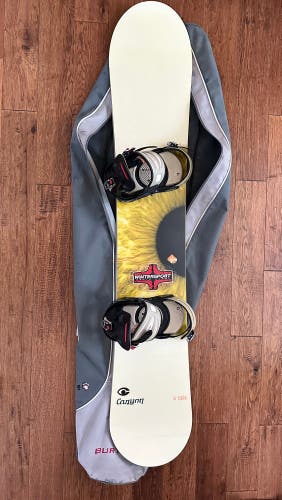 Used 2003 Men's Burton Canyon Setup With Bindings Medium Flex Snowboard