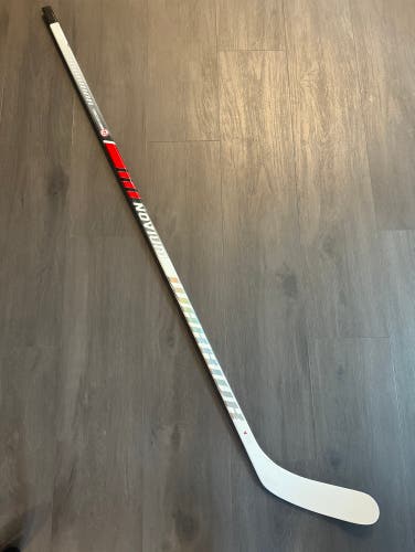 Pro stock Warrior LX2 Pro Dressed As White Novium Left Handed 90 Flex W71