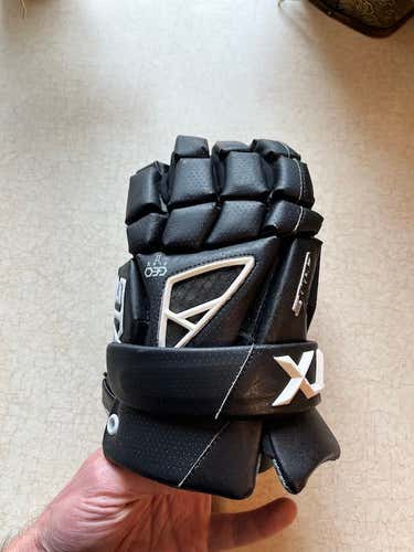 Used STX Cell IV Lacrosse Gloves 12"