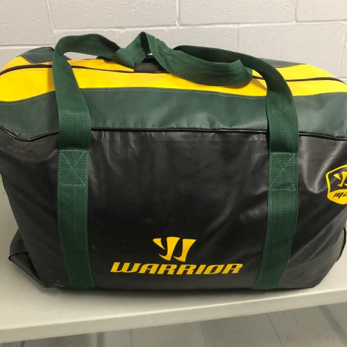 Nearly NEW Warrior player hockey bag