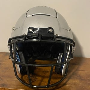 New Large Schutt F7 Helmet