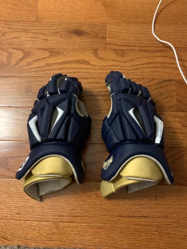 Mount St. Mary’s Gait Lacrosse Gloves