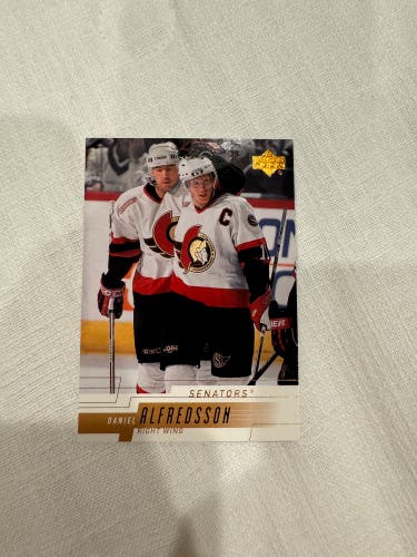 UPPER DECK: Daniel Alfredsson Ottawa Senators Hockey Card