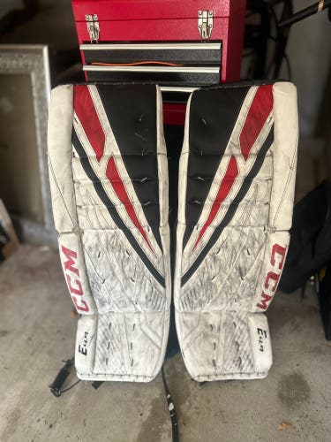 CCM Leg Pads