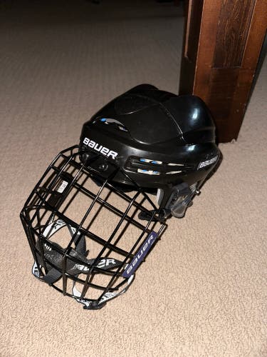 Used BHH5100M Bauer Helmet + Black Cage