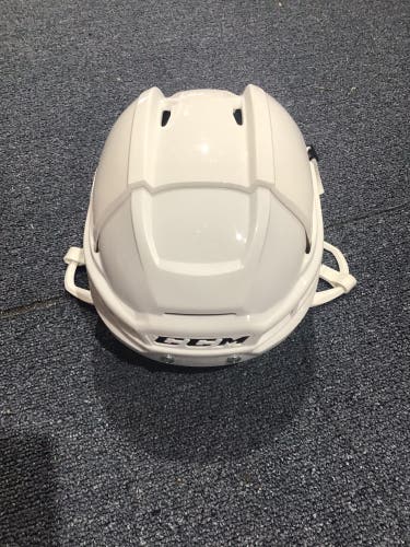 New White Medium CCM Tacks X Helmet