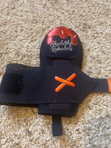 ARIA sliding mitt - Almost New
