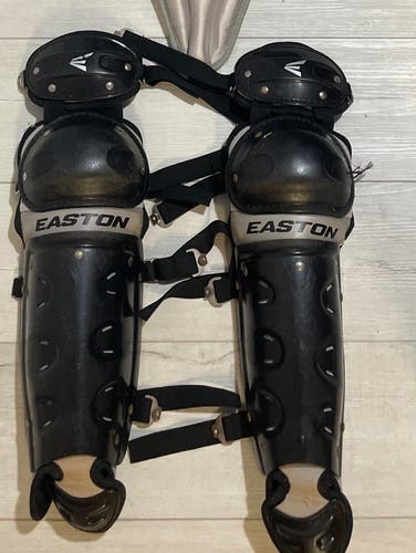 Easton Leg Guards For Catcher