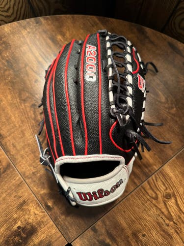 New  Outfield 12.75" A2000 OT7SC