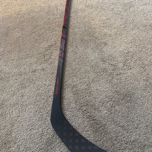 New Intermediate CCM Left Hand P29 55 Flex JetSpeed Control Hockey Stick