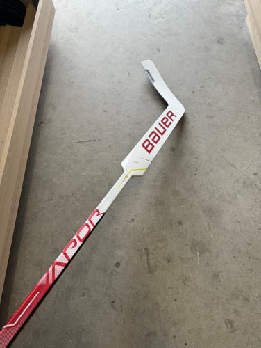 New Senior Bauer Left Hand 25” Pro Stock Vapor Hyperlite Hockey Stick Goalie