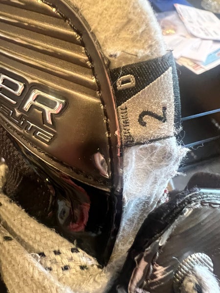 Used Bauer Regular Width Size 2 Elite Hockey Goalie Skates
