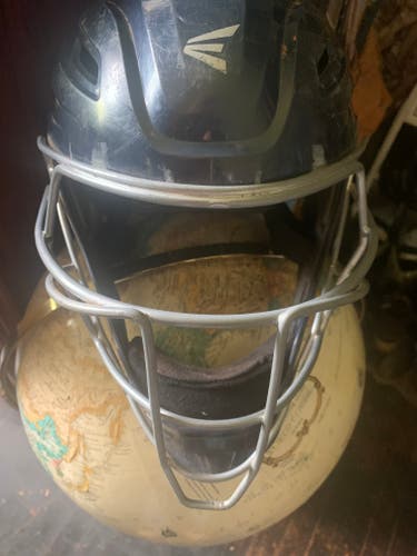 Used Easton Gametime Large Catchers Helmet