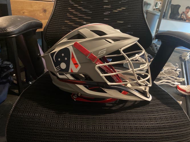 New Unknown Cascade S Helmet