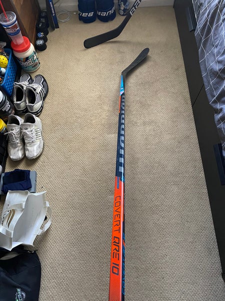 Used Senior Warrior Right Handed P28 Covert QRE10 Hockey Stick