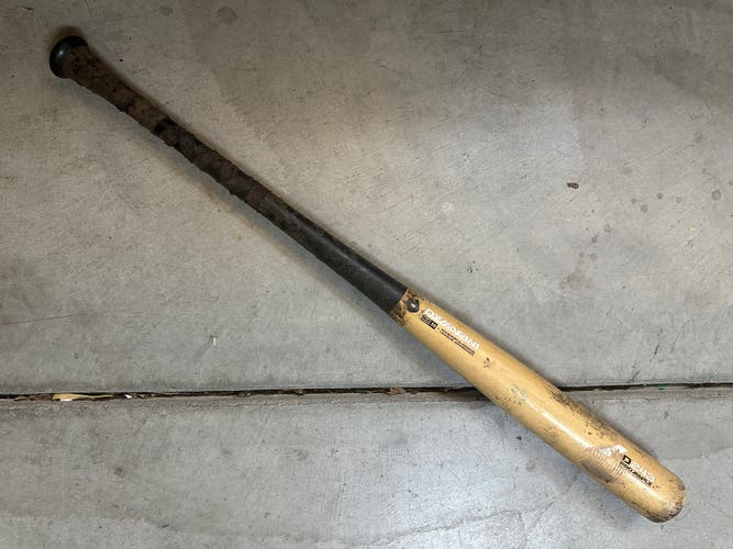 Used  DeMarini BBCOR Certified (-3) 31 oz 34" D243 Pro Maple Bat