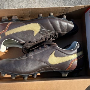 Nike Tiempo Ronaldinho Brasileiro FG 2007 Men's Football Cleats Boots Brown