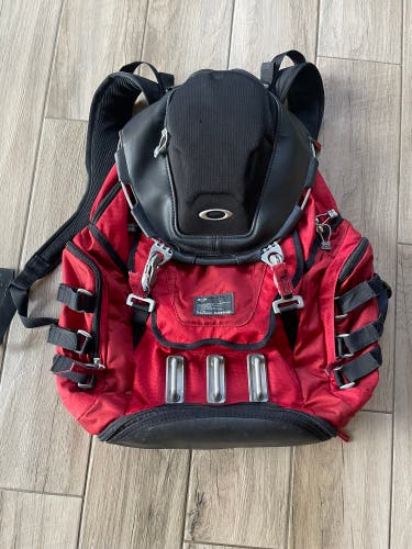 Red Used Large/Extra Large Oakley Backpack