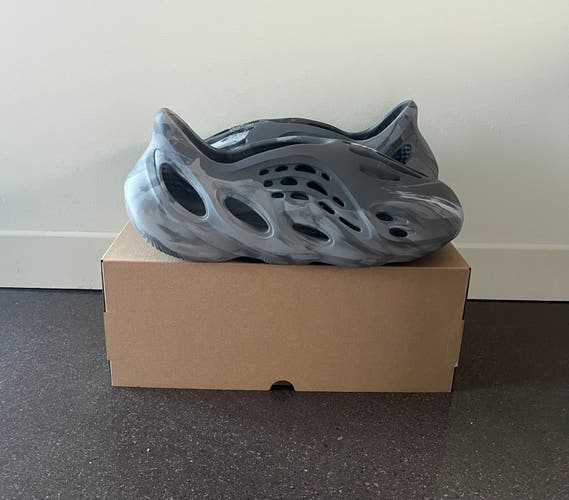 Used Adidas Yeezy Foam RNR MX Granite Men’s Size 12 Shoes (Check Description)