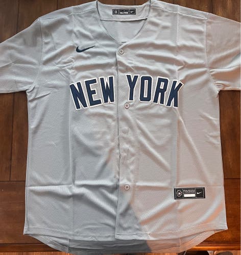 Aaron Judge Stitched Mens New York Yankees Jersey #99 Gray Size Large