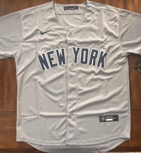 Aaron Judge Stitched Mens New York Yankees Jersey #99 Gray Size MEDIUM