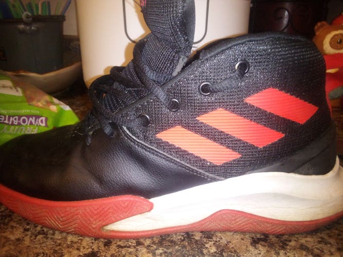 Used Size 9.0 (Women's 10) Men's Adidas Shoes