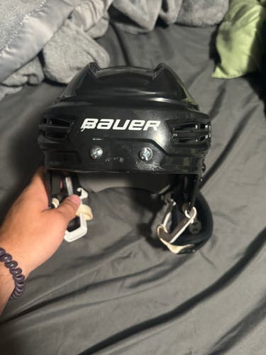 Used Bauer Helmet no cage