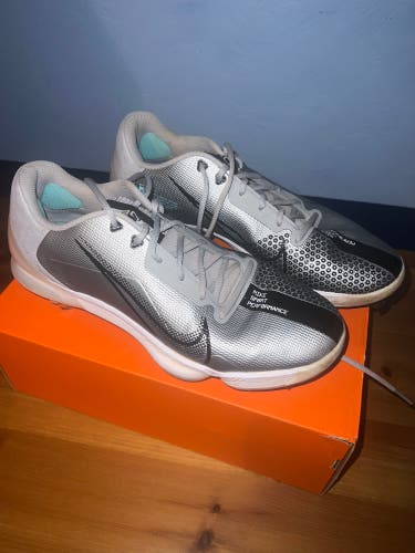Gray Used Size 12 (Women's 13) Nike Metal Force Zoom Trout 7 Pro