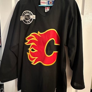 Calgary Flames CCM Center Jersey Ice Adult M