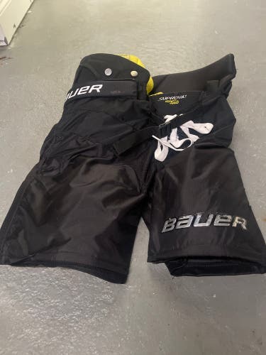 Used Junior Bauer Hockey Pants