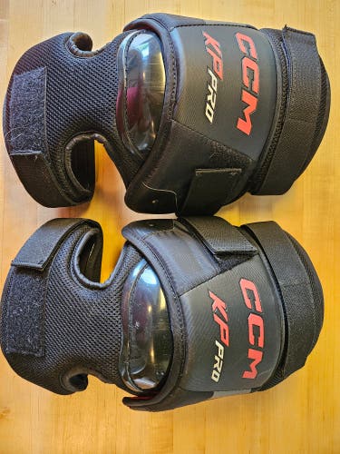 Used CCM KP Pro Senior knee pads