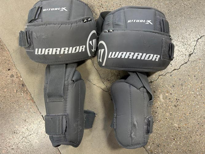 Used Warrior Ritual-x Jr Knee Guards