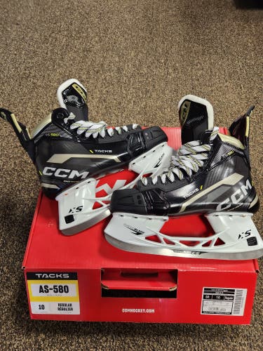 New CCM Tacks AS580 Skates 10 Reg.