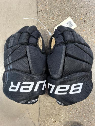 Black Used Junior Bauer Vapor X3.0 Gloves 11"