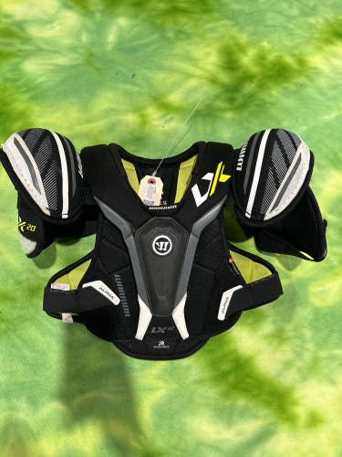 Used Medium Junior Warrior ALPHA LX 20 Shoulder Pads