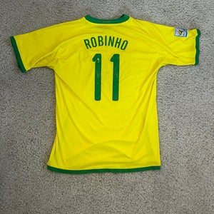 Brazil Home Yellow Jersey #11 Robinho 2010 World Cup