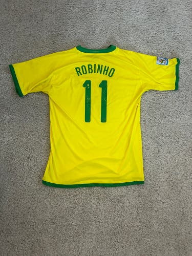 Brazil Home Yellow Jersey #11 Robinho 2010 World Cup