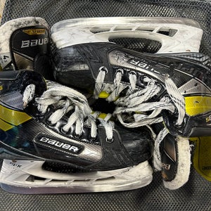 Used Bauer Supreme 3S Hockey Skates Intermediate Size 4.5