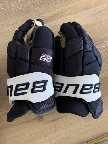 Game Used Navy (WC) Bauer 2S PRO Pro Stock Gloves Colorado Avalanche Toews 14”