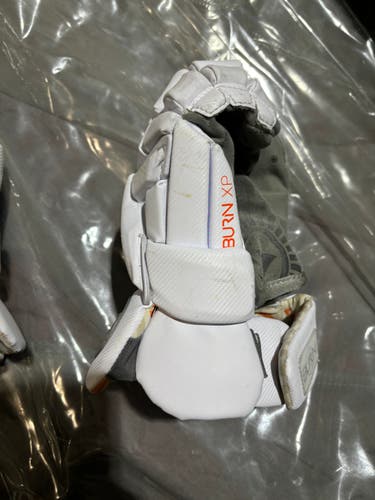 Used Warrior Burn XP Lacrosse Gloves