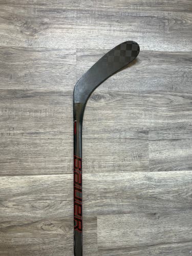 Bauer 3x Pro Stick - RH 65 flex p28
